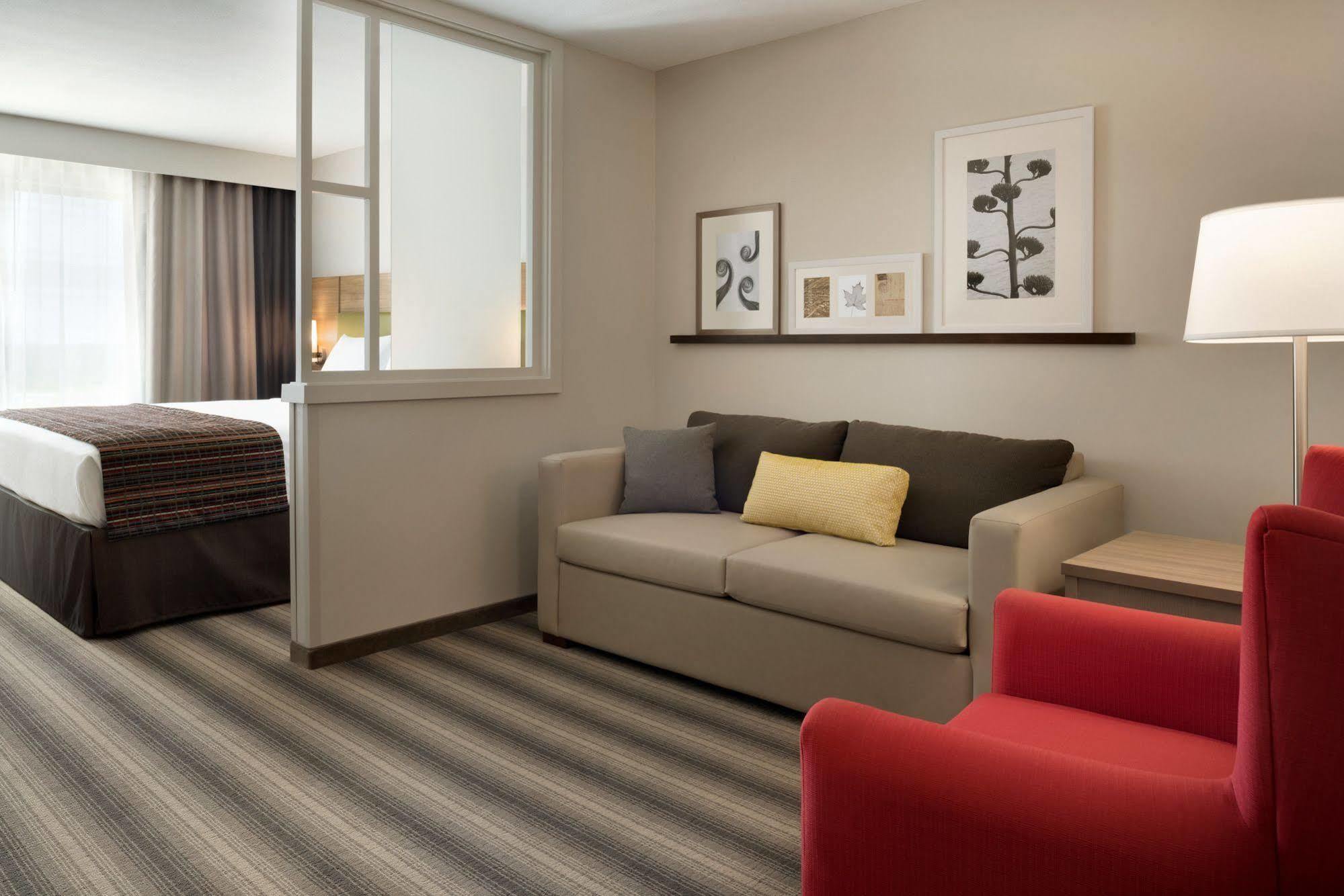 Country Inn & Suites By Radisson, Indianola, Ia Εξωτερικό φωτογραφία